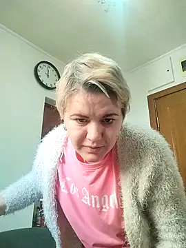 LushLoveee online show from March 18, 9:58 am