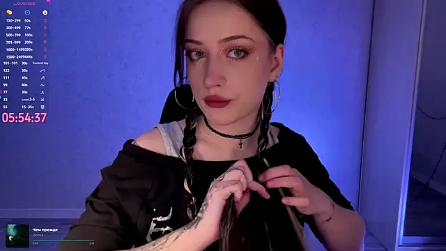 Meowluly online show from April 16, 9:36 pm