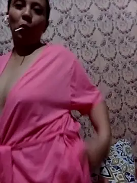 sexymaxine15 online show from November 27, 5:38 pm