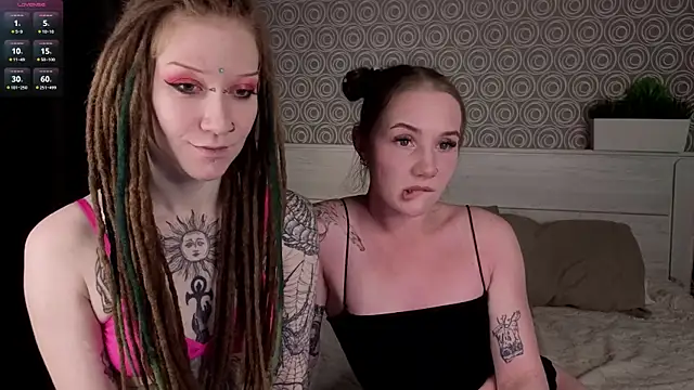 BobbieNibbe online show from February 8, 1:09 am