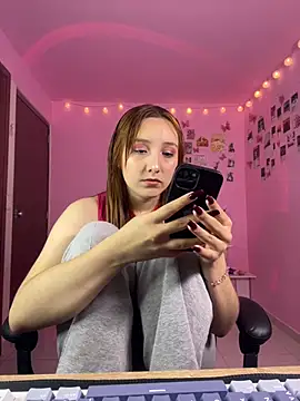 Davne  online show from April 13, 12:01 am