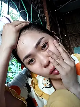 Lin-kute98 online show from February 8, 9:02 am