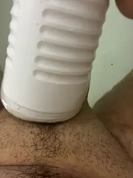 2addictivelyhorny online show from April 2, 10:46 am