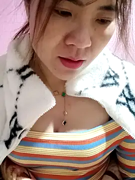 Lily-ross22 online show from November 28, 11:52 pm