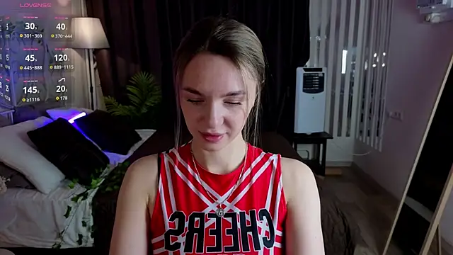 molly crystal online show from January 13, 1:33 am