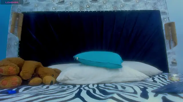 Dakota-Kinky online show from November 26, 2:51 pm