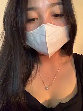 lana-kan online show from February 8, 4:33 pm