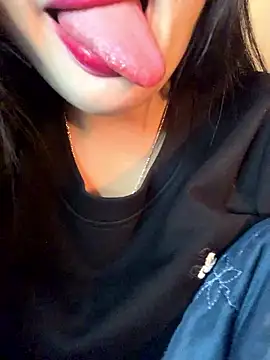 lana-kan online show from January 11, 11:10 pm