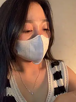 lana-kan online show from February 10, 4:43 pm