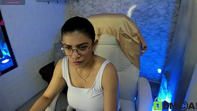 aisha cambell online show from December 15, 7:30 pm