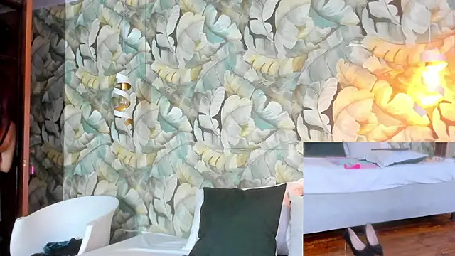 Madame Angelic 1 online show from March 20, 3:33 am