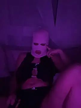 linaatchikita online show from March 7, 11:01 pm