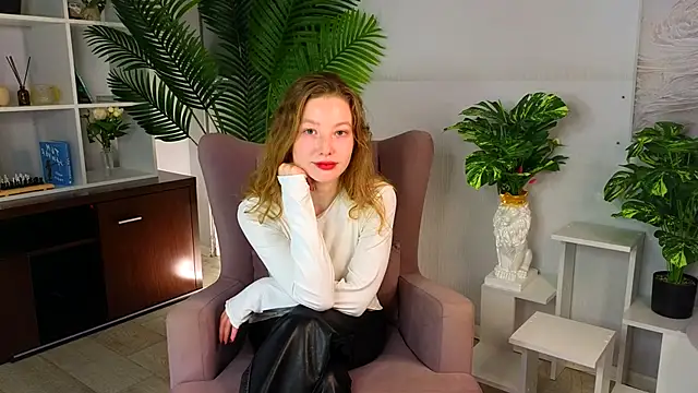 ThelmaDevincentis online show from November 25, 12:40 pm