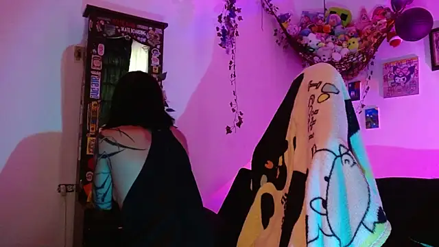 Layla quinn online show from February 10, 8:45 pm