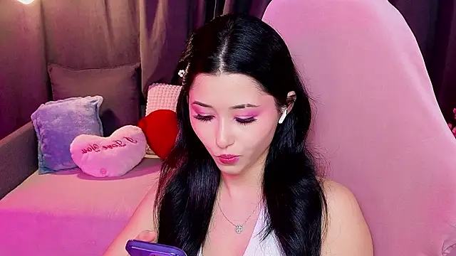 RedMidnight online show from March 5, 9:21 pm