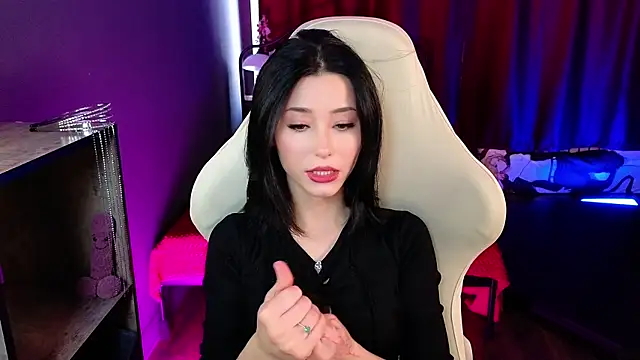 RedMidnight online show from April 8, 6:15 am