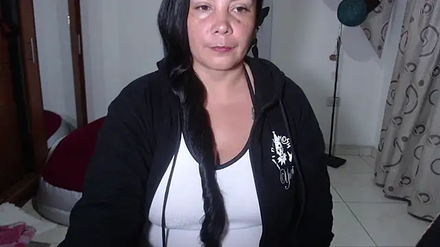 vivian-milf online show from February 26, 1:59 am