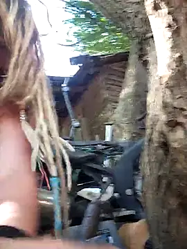 Horny hippie online show from October 16, 7:05 pm