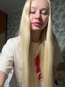 Barbie Blondie online show from March 10, 6:12 pm