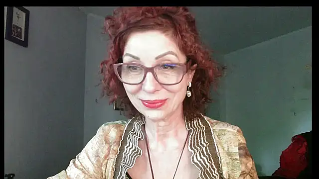 Kelly Flurr online show from May 10, 1:57 pm