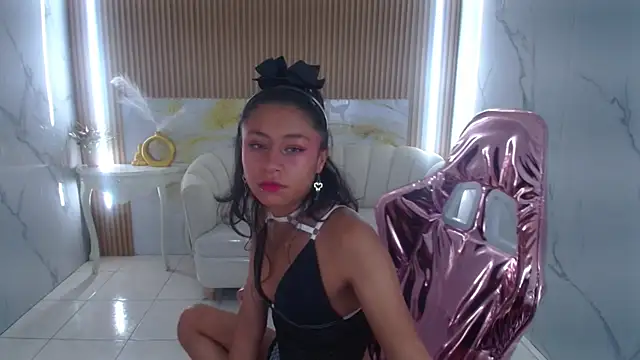 serabella s online show from January 11, 1:27 pm