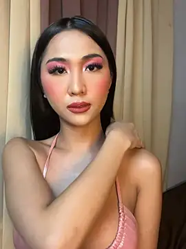 Diannellove online show from July 22, 7:37 pm