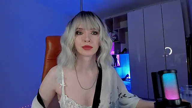 Mistress Iris online show from June 9, 5:45 pm