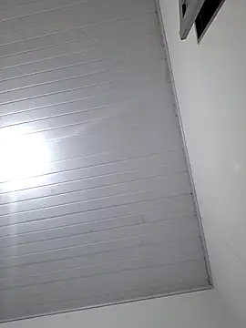 Todinhasua1 online show from November 27, 7:33 am