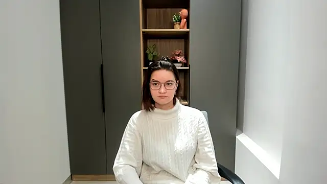 TemekaCritcher online show from November 27, 6:38 am