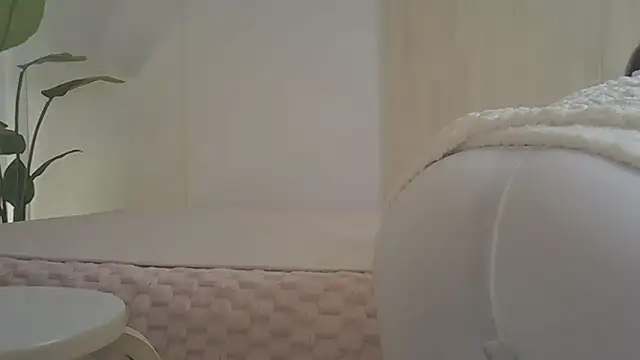 kyono-iyashi online show from February 11, 2:40 pm