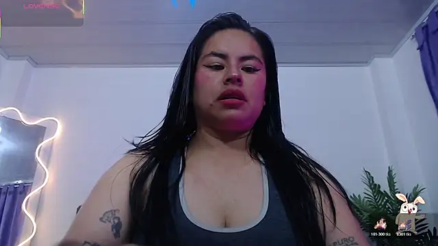 keyra tay1 online show from December 1, 3:43 am