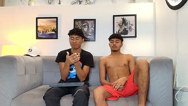 COUPLES BOYS online show from February 26, 1:37 am