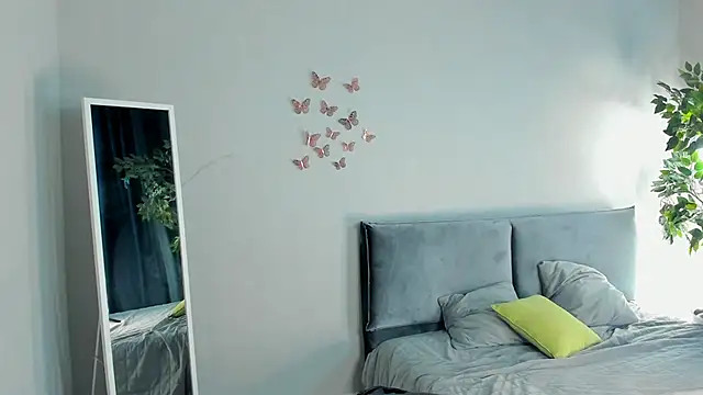 MarilynDibartolo online show from December 1, 7:38 pm