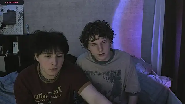 miya meow miku online show from January 13, 6:45 pm