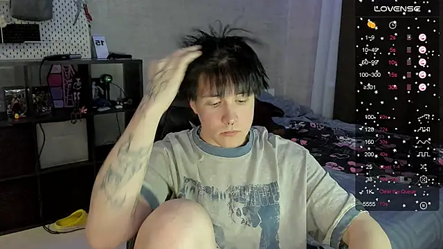 miya meow miku online show from December 5, 5:36 pm