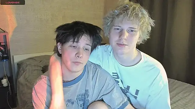 miya meow miku online show from December 22, 6:55 pm