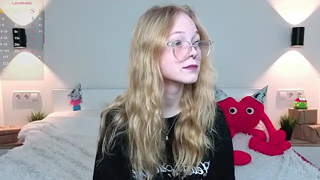 GhisllaineWestler online show from February 28, 4:23 am