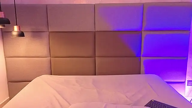 Emily luve online show from March 13, 7:59 pm