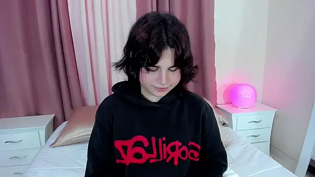 daniellesins2 online show from December 1, 12:52 pm