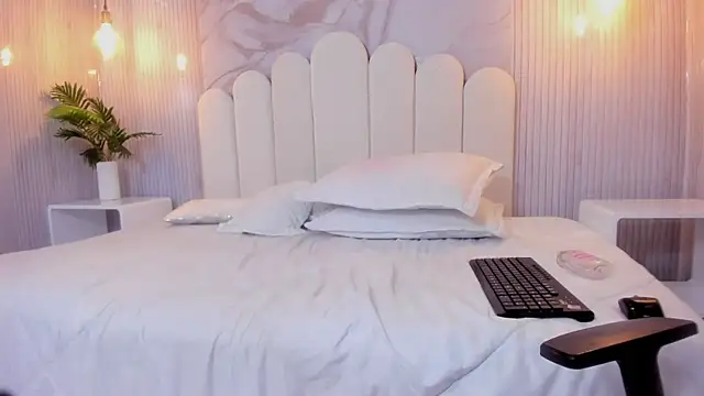 CHLOE BLOWJOB online show from January 5, 5:27 pm