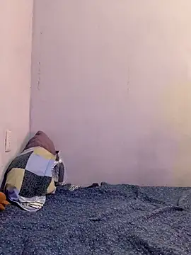 Arely-L1 online show from February 7, 6:45 pm