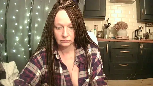 pixxiexo online show from December 22, 5:21 am