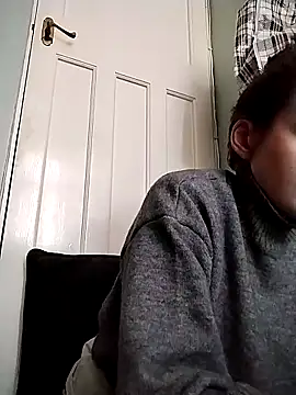 Amy01112 online show from March 18, 4:45 pm