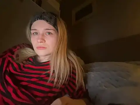 givemepleasing online show from February 17, 10:31 pm