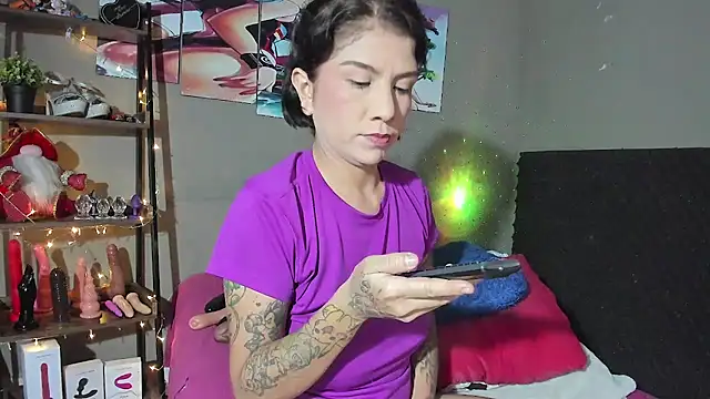 Shadia Squirt online show from October 21, 2:48 am