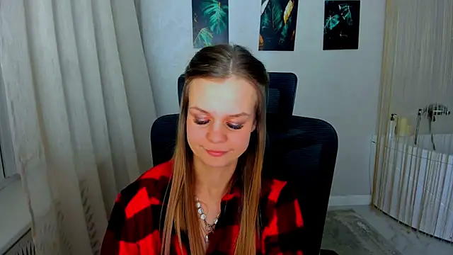 MidnighteAura online show from March 9, 2:15 am