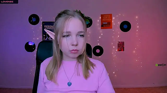 teya starling online show from April 20, 11:02 am