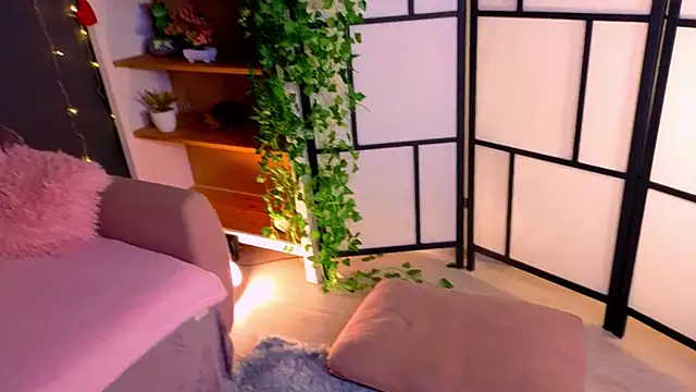 MatthewHoffis online show from February 8, 10:30 am