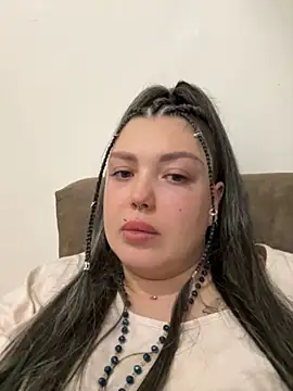 AmazingVi online show from December 2, 8:00 pm