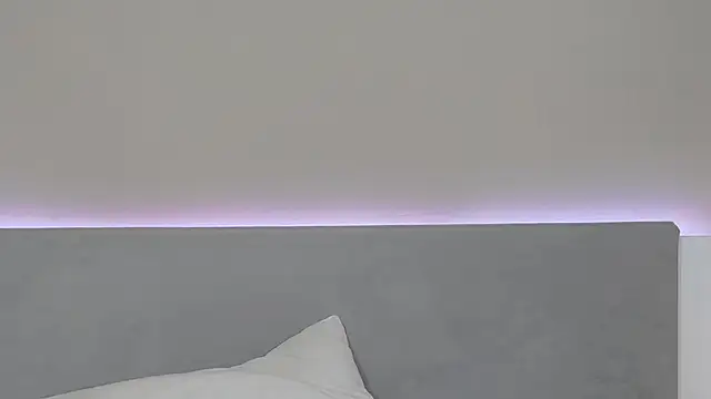 RachaelMils online show from March 14, 4:13 am